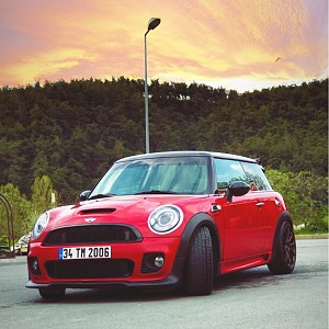 MINI_002.jpg
