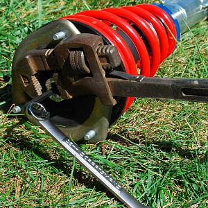 assembling strut