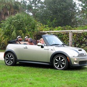 Lizzie at the Concours d'Elegance