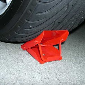pic18 - wheel chocks