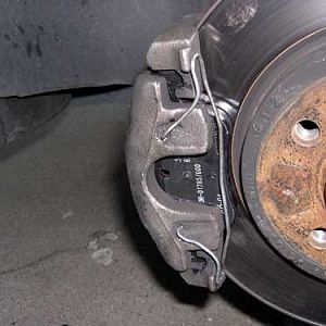 pic25 - caliper retaining wire