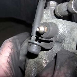 pic63 - remove brake bad sensor attachment points