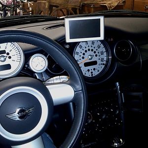 Garmin Nuvi on Kuda Mount