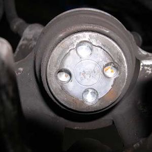 pic4 - rear caliper piston