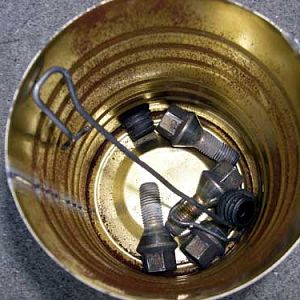 pic12 - coffee can for loose parts