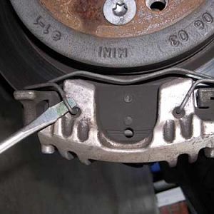 pic17 - retaining wire 2