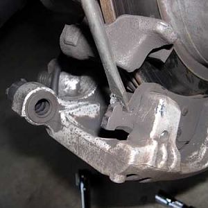 pic37 - carefully pry off the caliper