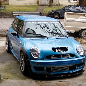 Mini with new wing