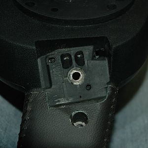 pic8 - stock wheel is cut out for paddle shifter