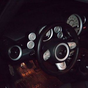 Side angle Marshall Gauges