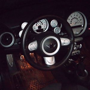 Side angle Marshall Gauges