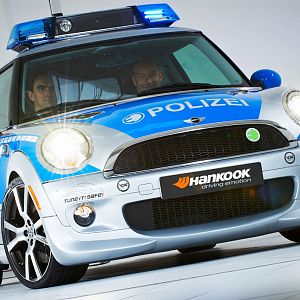 AC-Schnitzer-Mini-Cooper-Police-14
