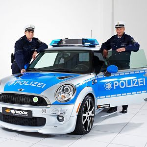 AC-Schnitzer-Mini-Cooper-Police-3