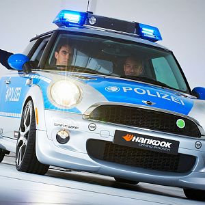 AC-Schnitzer-Mini-Cooper-Police-5