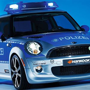 AC-Schnitzer-Mini-Cooper-Police-7