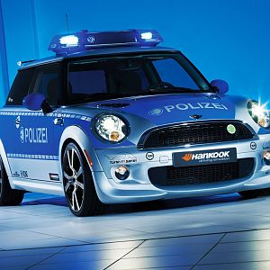 AC-Schnitzer-Mini-Cooper-Police-8