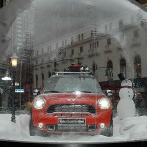 Snowglobe3