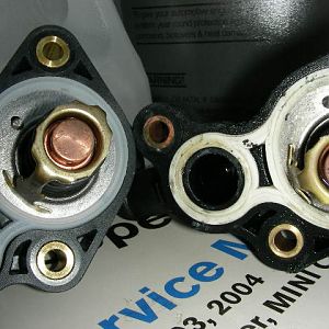 Thermostat with Air Hole at Top