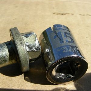 Broken Socket