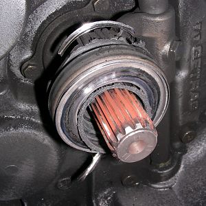 R53 Failed Clutch Release Bearing