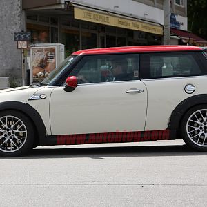 04-mini-cooper-jcw-challenge-spy-shots