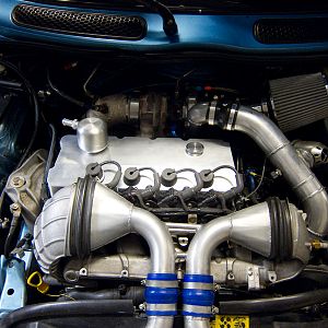 Aluminum valve cover