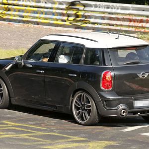 MINI Countryman JCW Spyshot