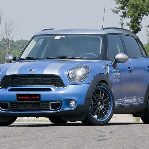 MINI Countryman 150o Anniversario