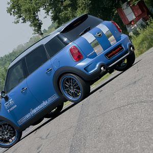 MINI Countryman 150o Anniversario