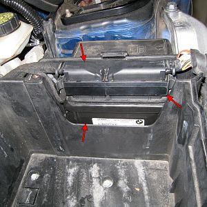 DME control unit in battery box