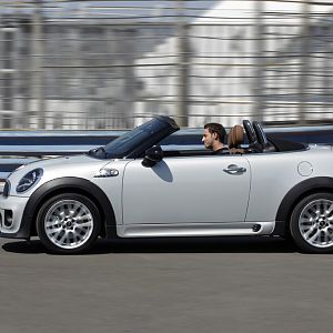 2012_mini_cooper_roadster_12