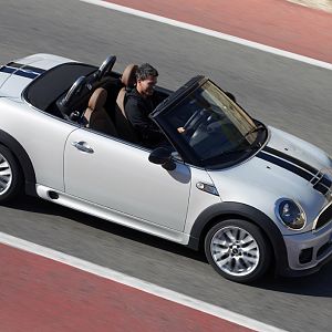 2012_mini_cooper_roadster_14