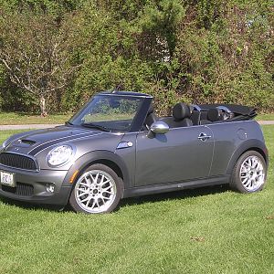 Moms Mini In The Park