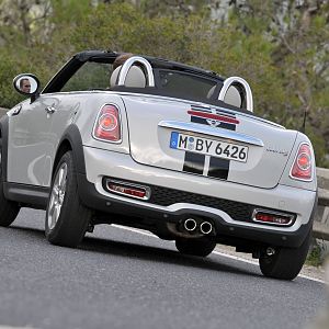 2012-MINI-Roadster-018