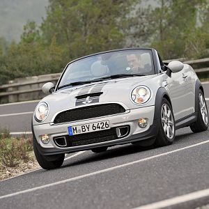 2012-MINI-Roadster-035