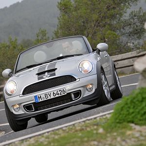 2012-MINI-Roadster-039