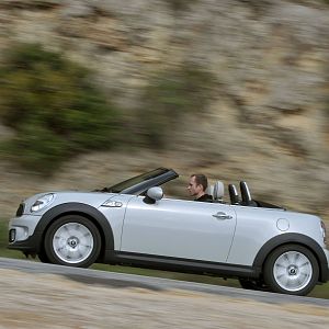 2012-MINI-Roadster-048