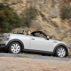 2012-MINI-Roadster-075