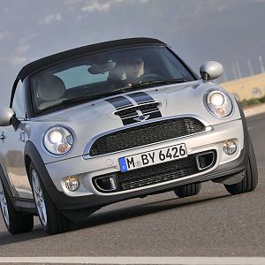 2012-MINI-Roadster-078