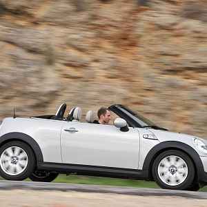 2012-MINI-Roadster-085