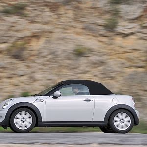 2012-MINI-Roadster-086