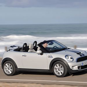 2012-MINI-Roadster-089