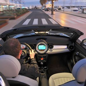 2012-MINI-Roadster-099