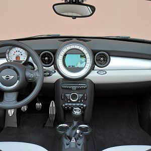 2012-MINI-Roadster-138