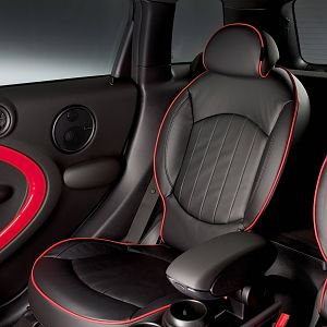 2013-MINI-JCW-Countryman-002
