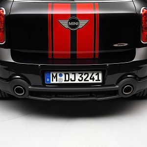2013-MINI-JCW-Countryman-014