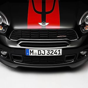 2013-MINI-JCW-Countryman-015