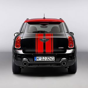 2013-MINI-JCW-Countryman-018