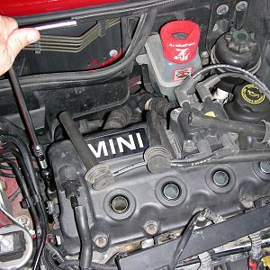 R50 Valve Cover