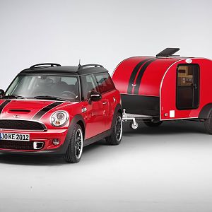 MINI-Cowley-Caravan-001